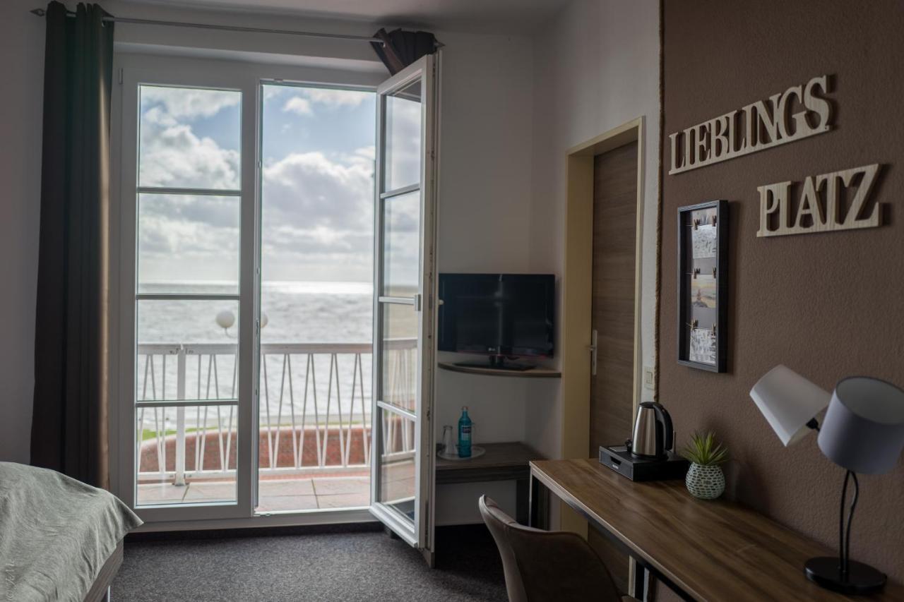 Akzent Strandhotels Seestern, Delphin & Lachs Wilhelmshaven Bagian luar foto