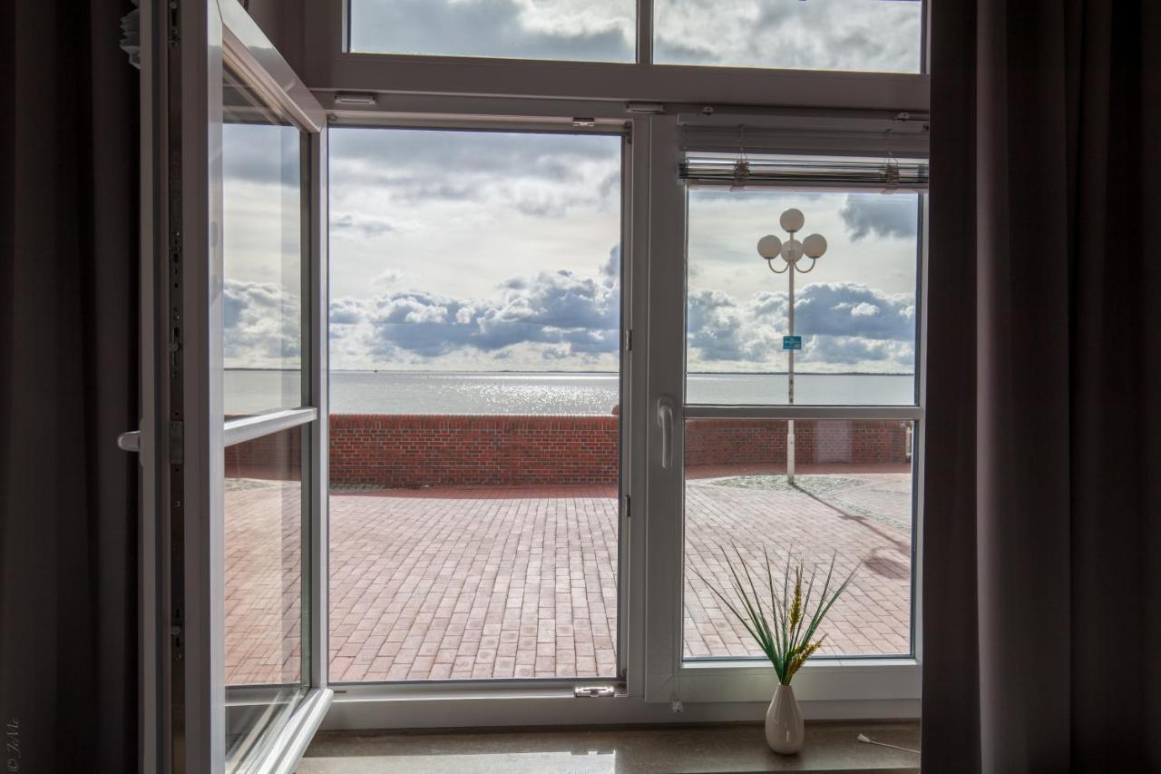 Akzent Strandhotels Seestern, Delphin & Lachs Wilhelmshaven Bagian luar foto