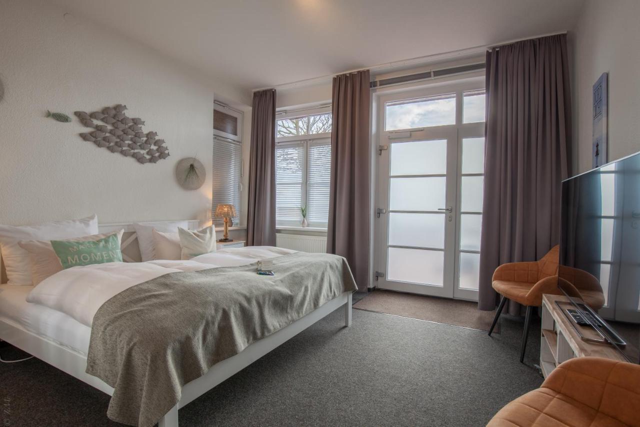 Akzent Strandhotels Seestern, Delphin & Lachs Wilhelmshaven Bagian luar foto